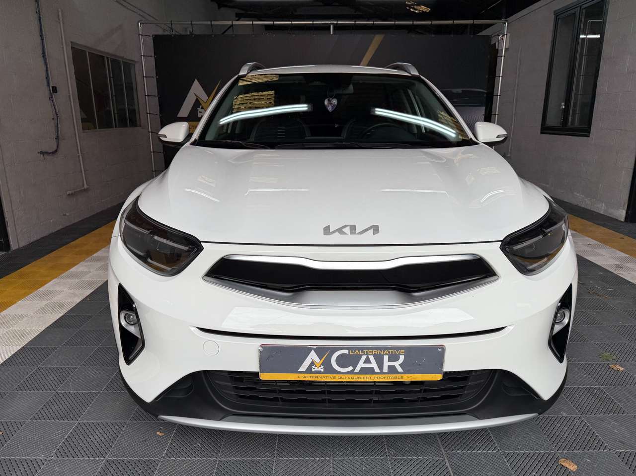 https://alternativecar.be/wp-content/uploads/2025/09/kia-stonic-1-0-t-inspire-plus-isg-dct-garantie-kia-2031-106179-1.jpg