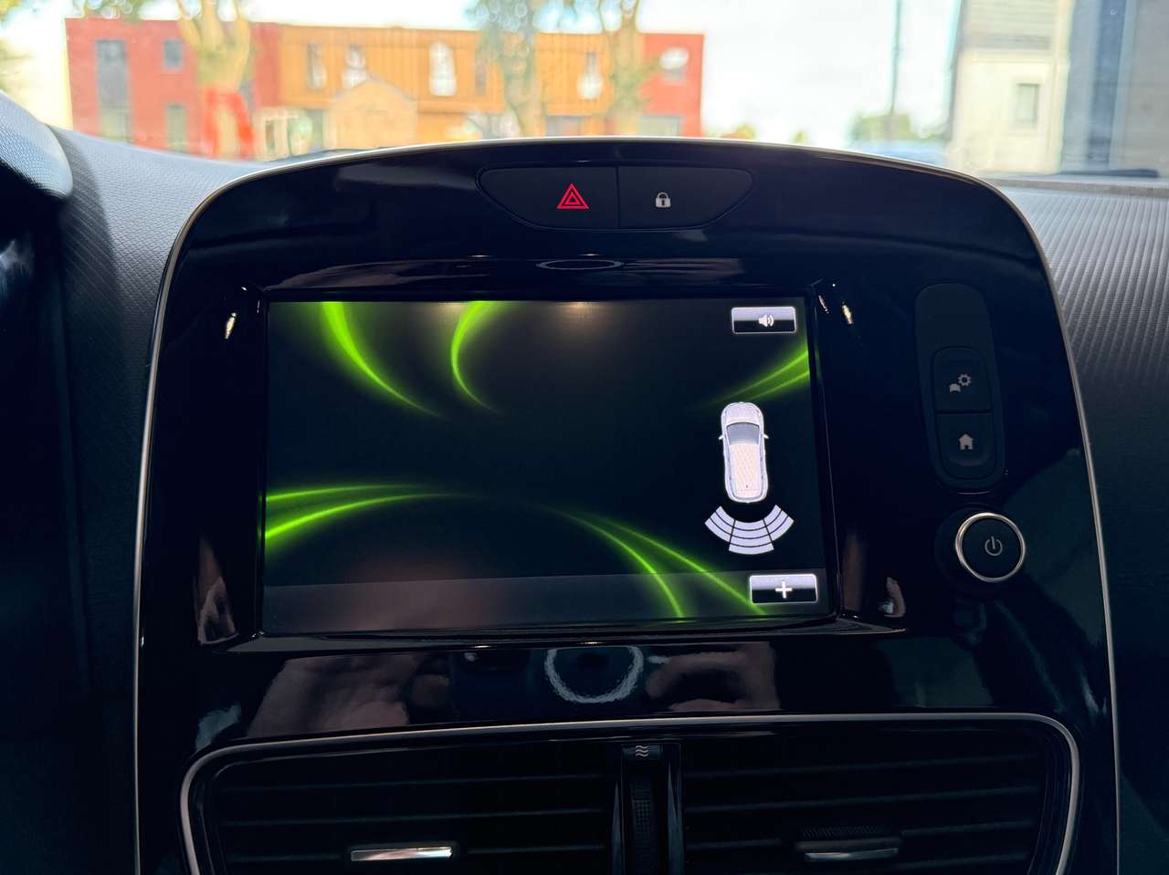 https://alternativecar.be/wp-content/uploads/2025/09/renault-clio-0-9-tce-energy-intens-garantie-12m-106050-12.jpg