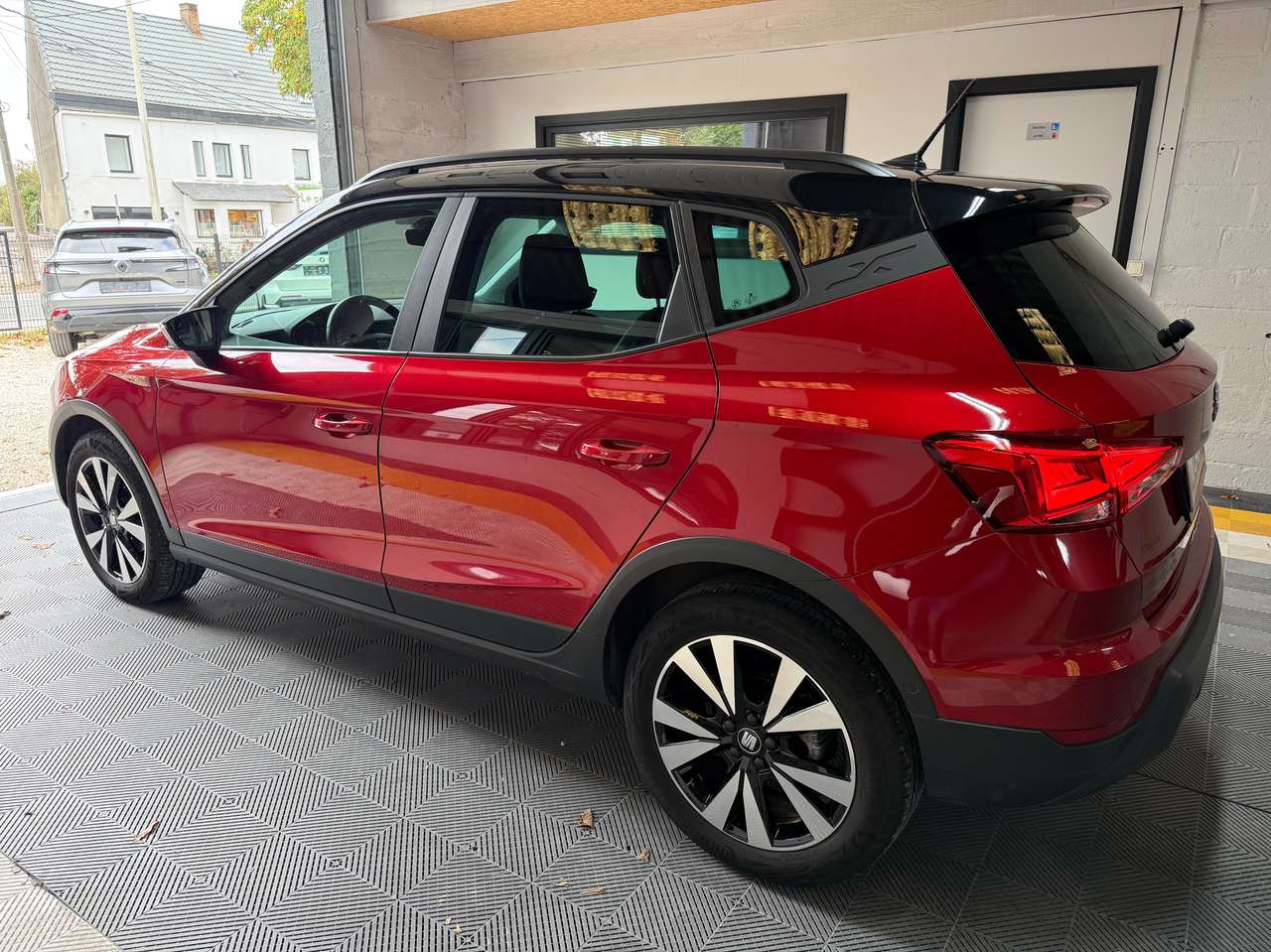 https://alternativecar.be/wp-content/uploads/2025/09/seat-arona-1-0-tsi-style-dsg-garantie-12m-106228-5.jpg