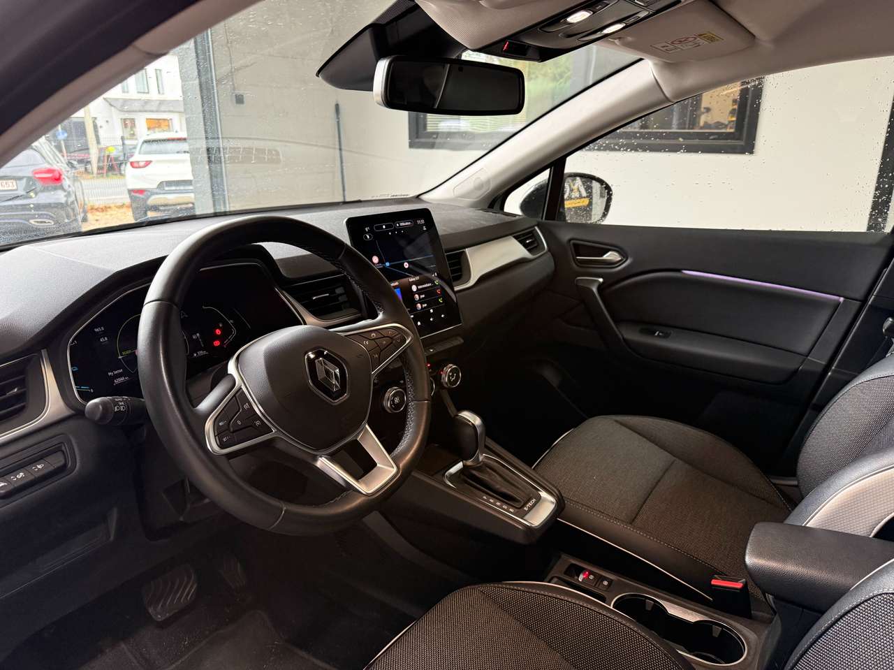 https://alternativecar.be/wp-content/uploads/2025/10/renault-captur-intens-e-tech-hybrid-garantie-renault-2027-106438-7.jpg
