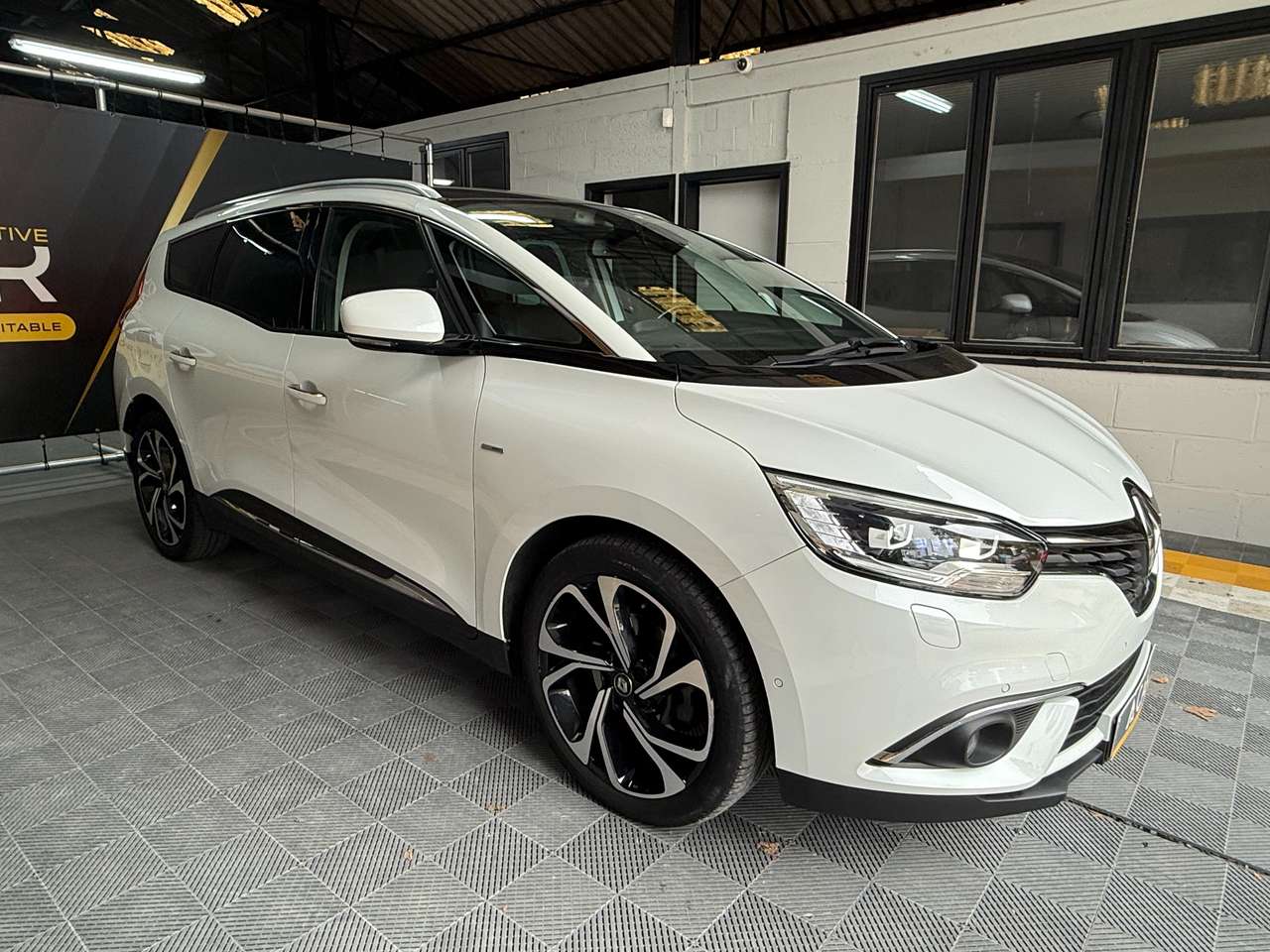 https://alternativecar.be/wp-content/uploads/2025/10/renault-grand-scenic-1-7-blue-dci-bose-edition-edc-7pl-garantie-12m-106276-2.jpg