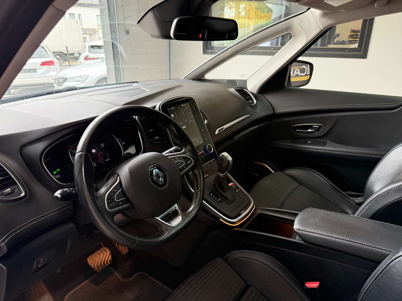 https://alternativecar.be/wp-content/uploads/2025/10/renault-grand-scenic-1-7-blue-dci-bose-edition-edc-7pl-garantie-12m-106276-8.jpg