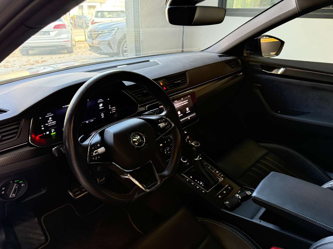 https://alternativecar.be/wp-content/uploads/2025/10/skoda-superb-phev-1-4-tsi-sportline-dsg-160kw-garantie-12m-106260-8.jpg
