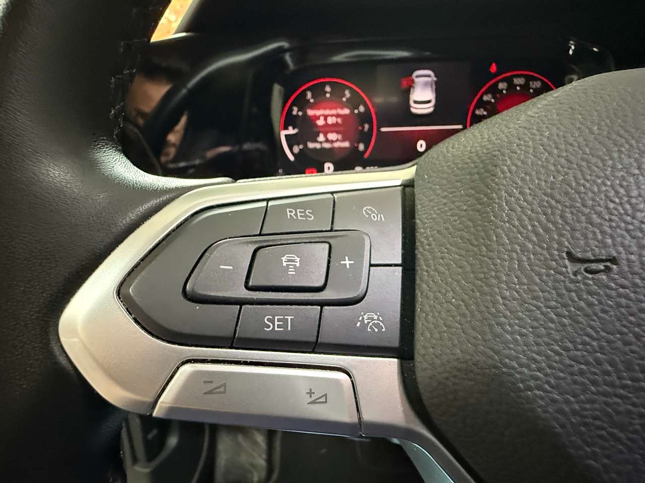 https://alternativecar.be/wp-content/uploads/2025/10/volkswagen-golf-1-5-etsi-business-premium-opf-dsg-garantie-12m-106357-10.jpg