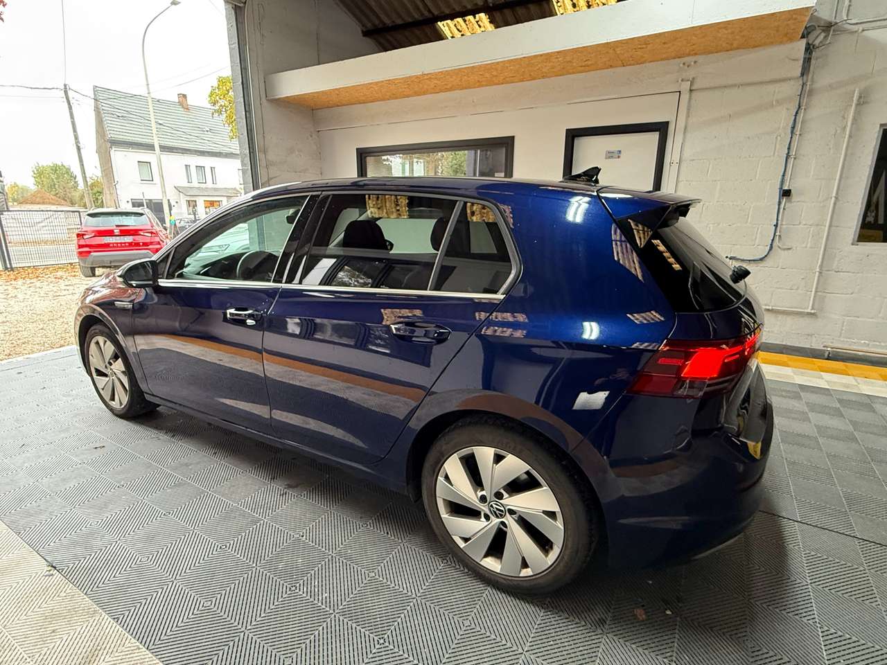 https://alternativecar.be/wp-content/uploads/2025/10/volkswagen-golf-1-5-etsi-business-premium-opf-dsg-garantie-12m-106357-5.jpg