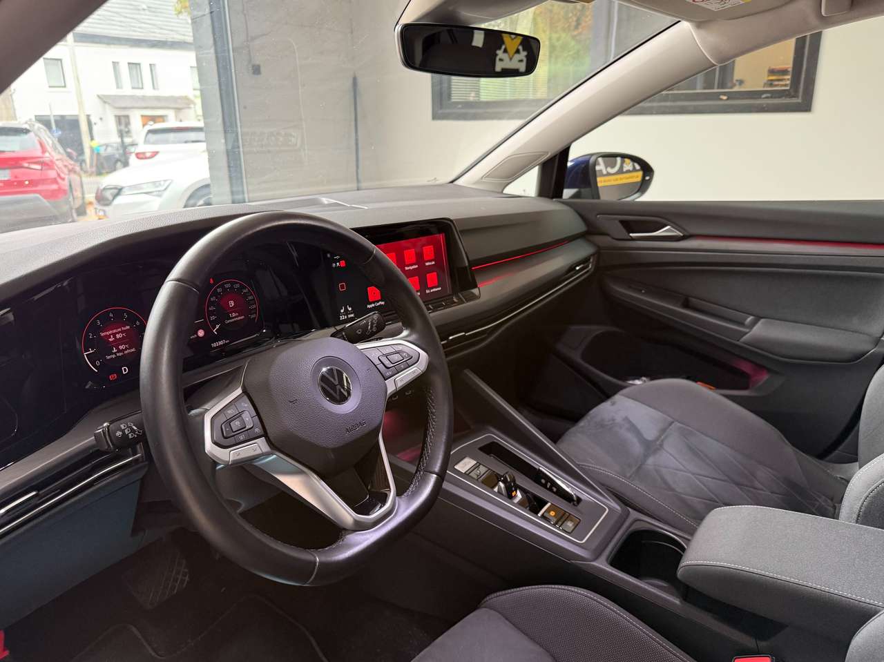 https://alternativecar.be/wp-content/uploads/2025/10/volkswagen-golf-1-5-etsi-business-premium-opf-dsg-garantie-12m-106357-7.jpg