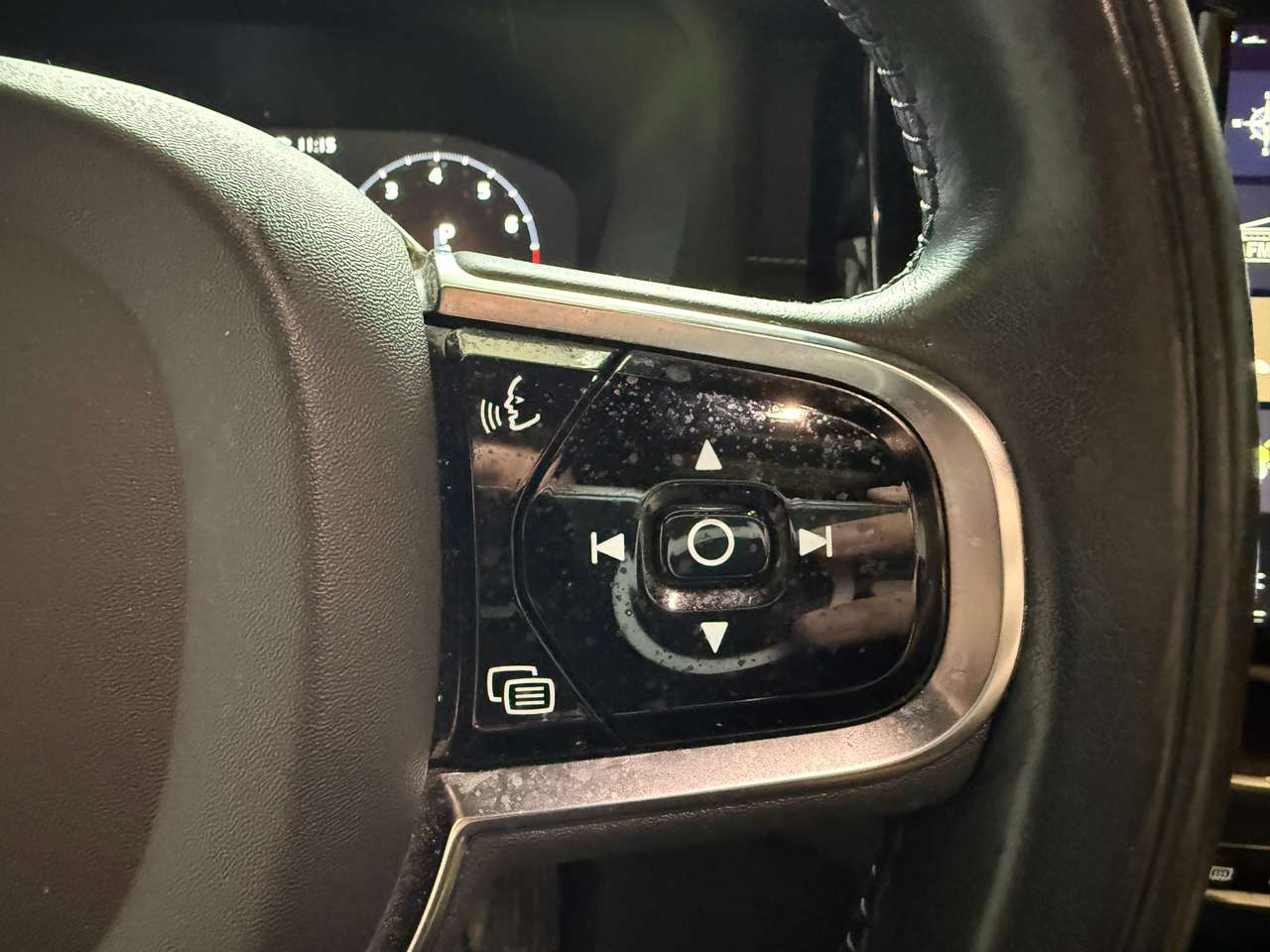 Volvo XC60  2.0 T4 Inscription Geartronic – GARANTIE 12M