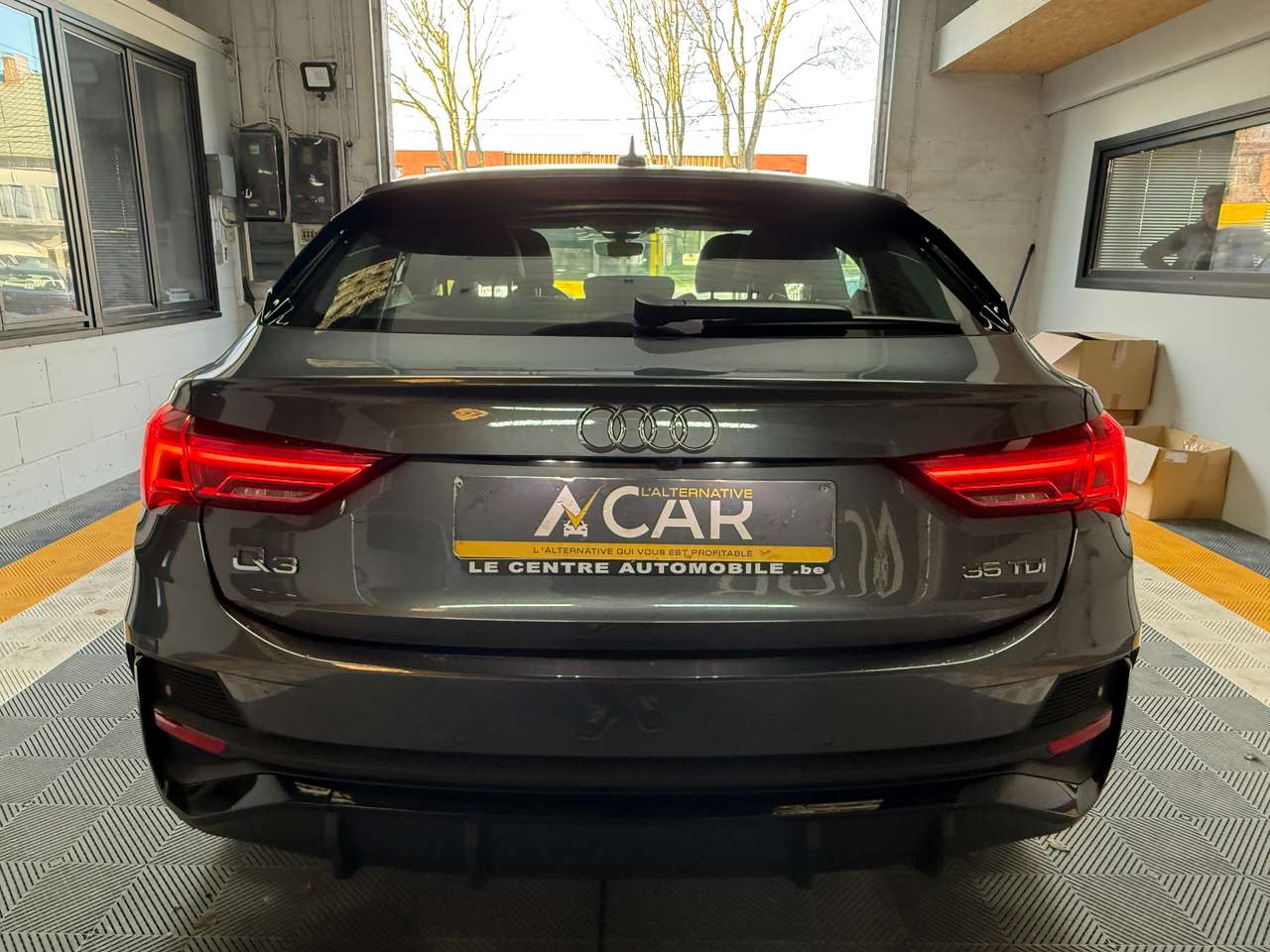 Audi Q3  Sportback 35 TDi Business S line-GARANTIE 12M