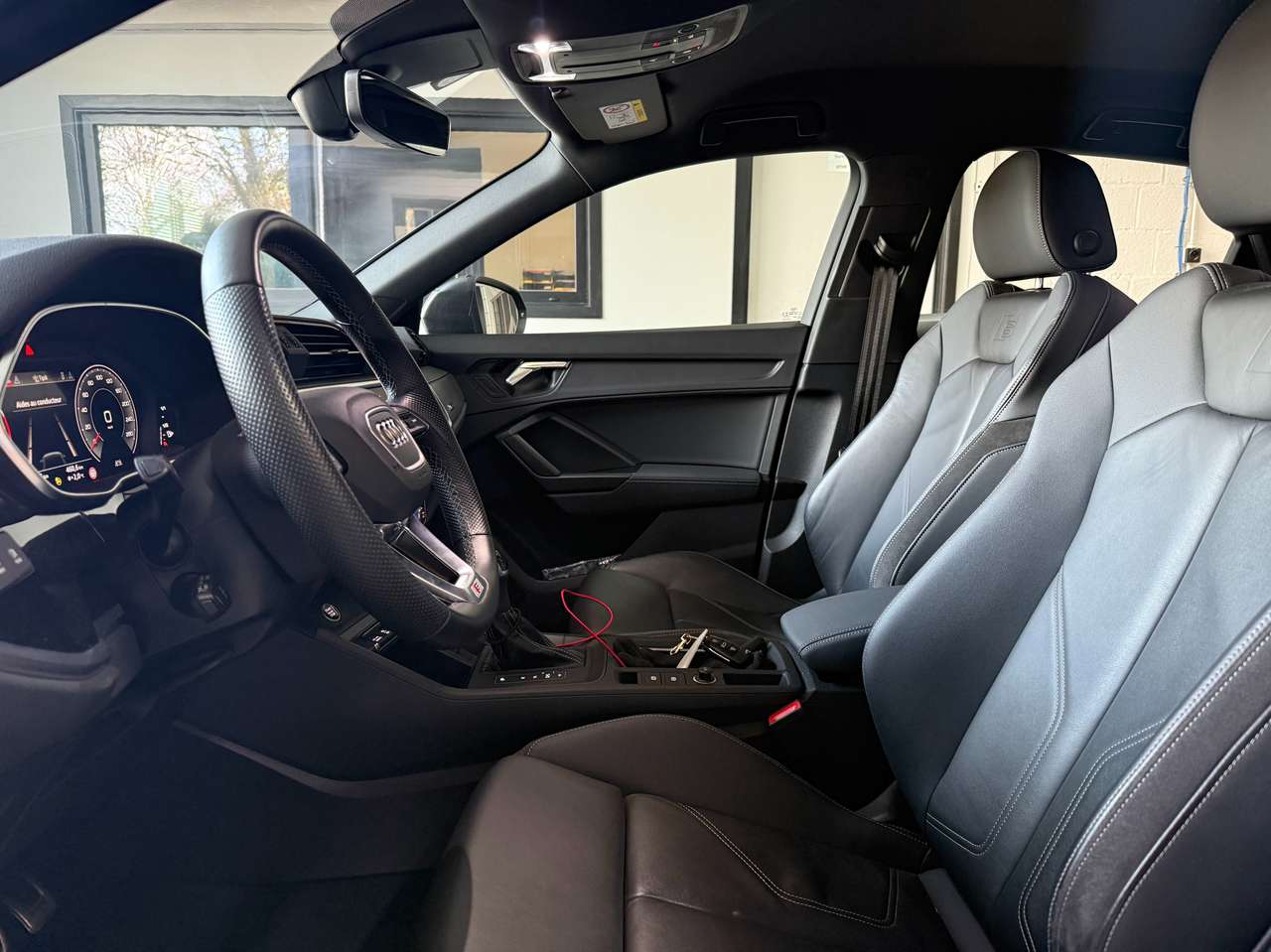 Audi Q3  Sportback 35 TDi Business S line-GARANTIE 12M