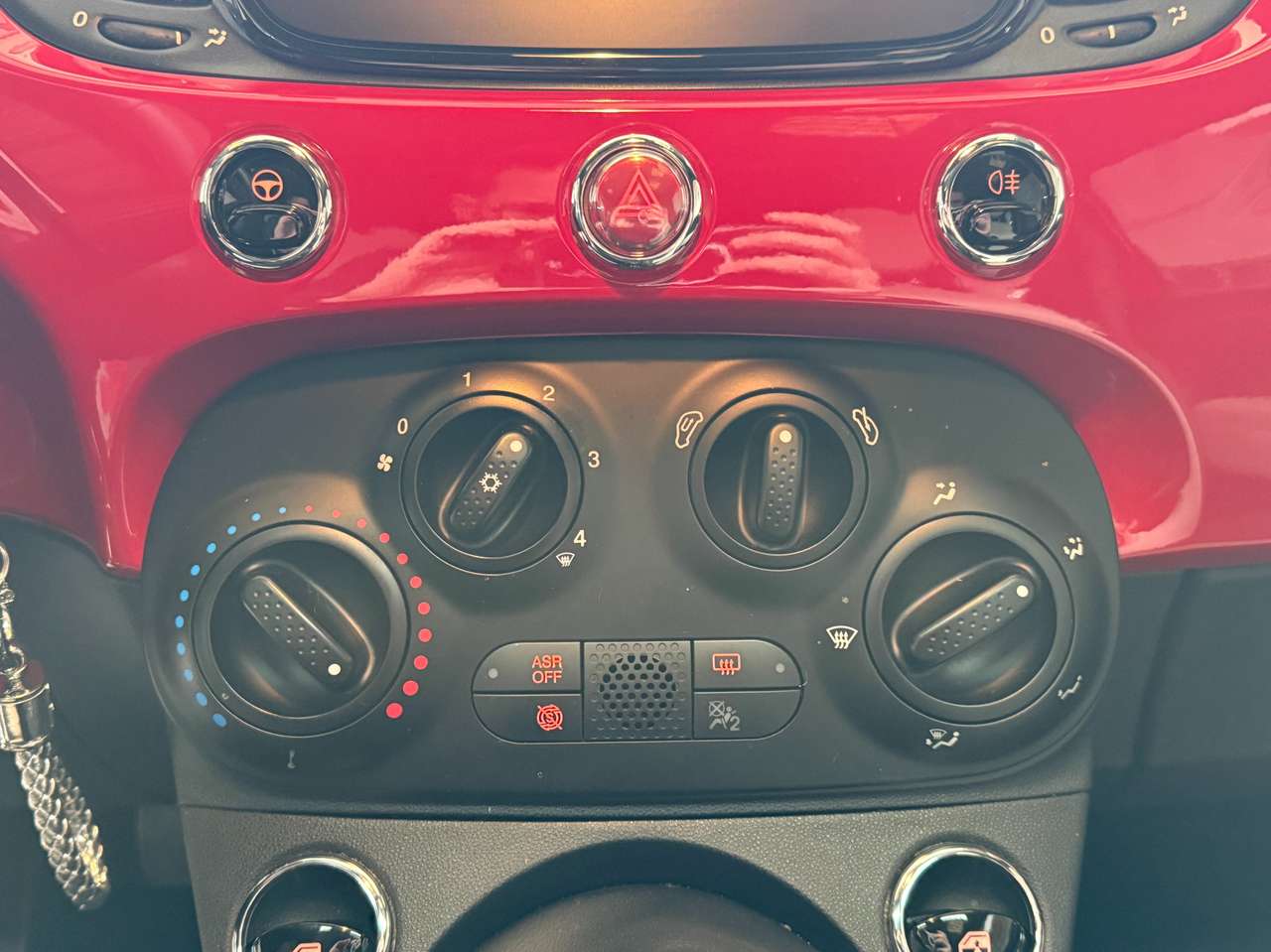 Fiat 500  500 1.0i MHEV Dolcevita (Top) – GARANTIE 12M