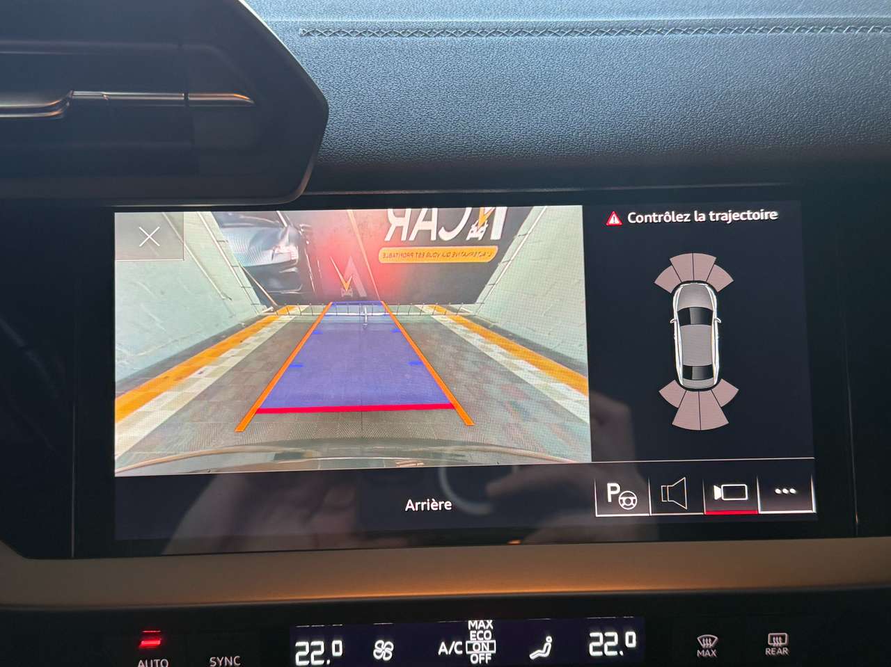 Audi A3  35 TDi S line S tronic – GARANTIE 12M