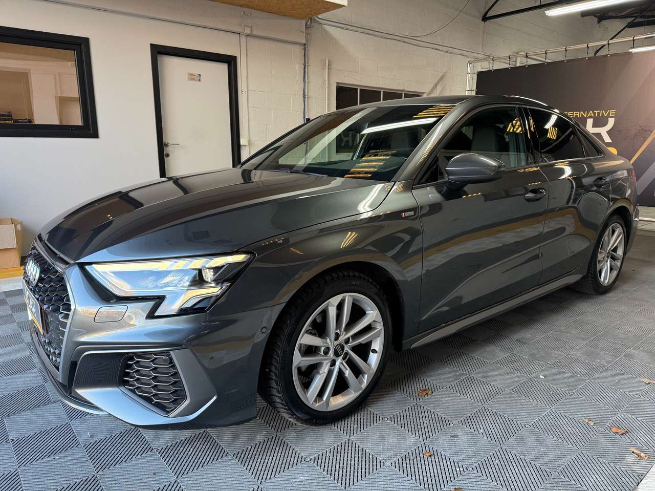 Audi A3  35 TDi S line S tronic – GARANTIE 12M