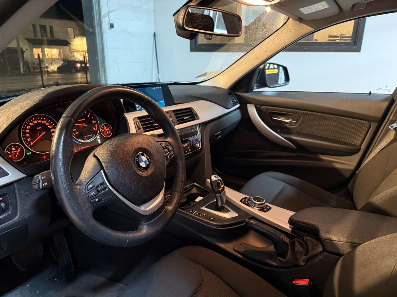 BMW 320  Touring 320 dA – GARANTIE 12M