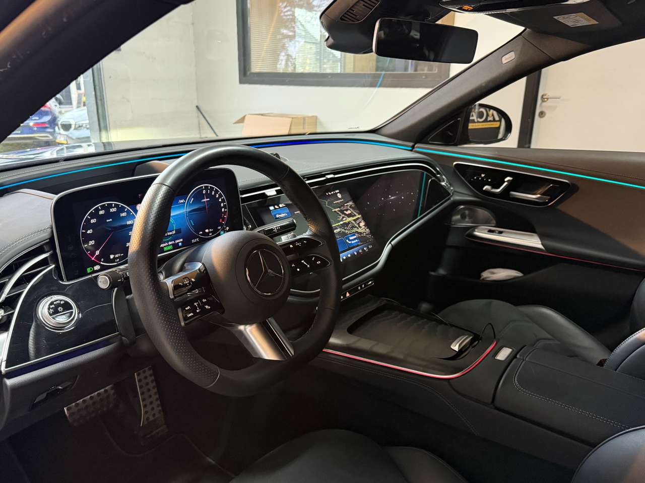 Mercedes-Benz E 300  e PHEV AMG Line – GARANTIE 07/2026