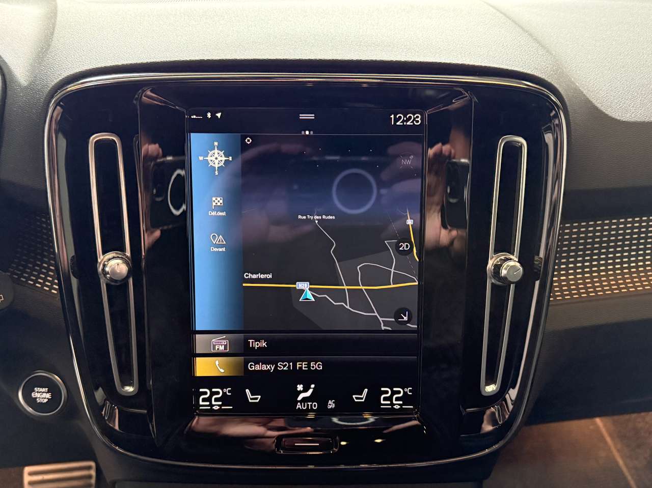 Volvo XC40  1.5 T4 PHEV R-Design – GARANTIE 12M