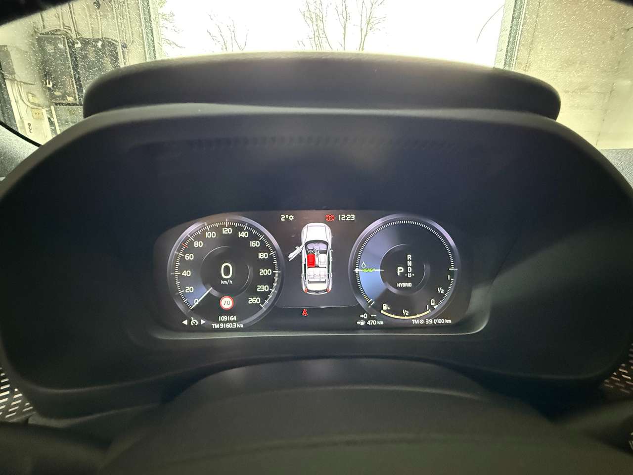 Volvo XC40  1.5 T4 PHEV R-Design – GARANTIE 12M