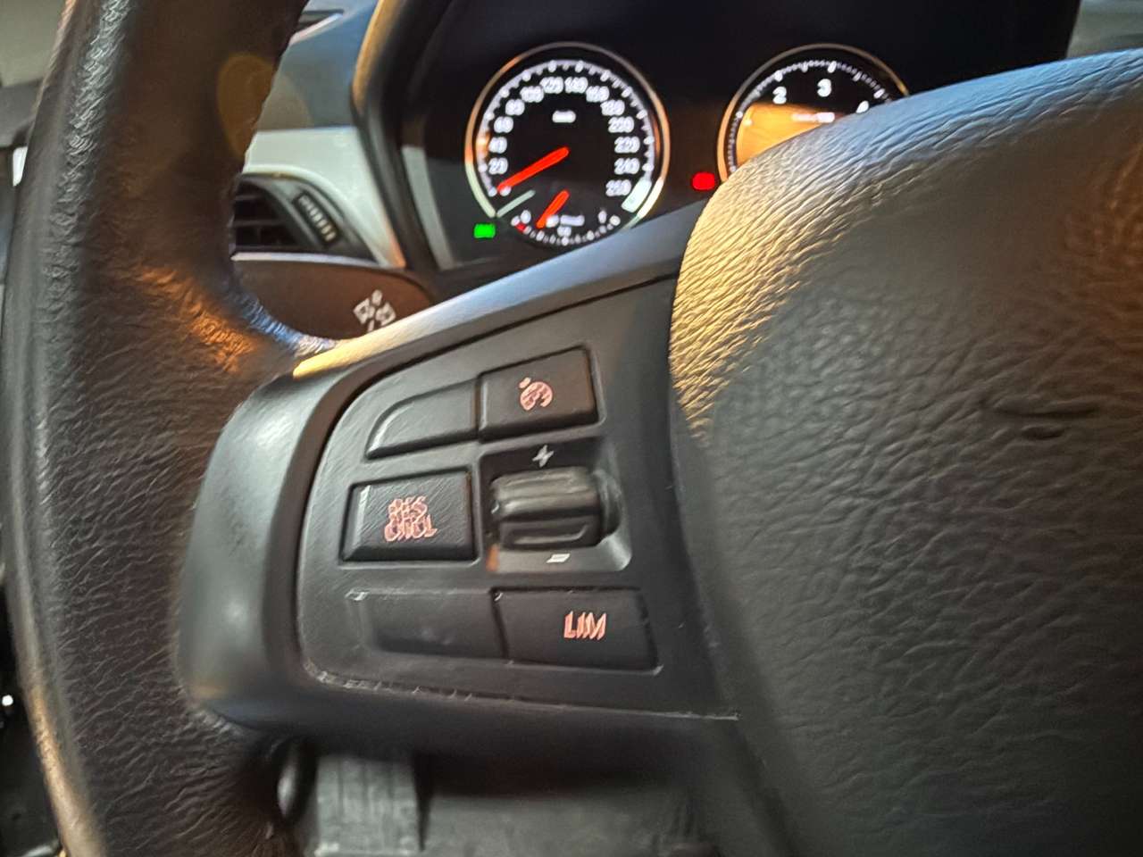 BMW X1  1.5 dA sDrive16 – GARANTIE 12M