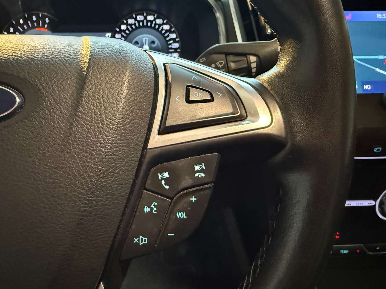 Ford S-Max  2.0 TDCi Business Class 7places – GARANTIE 12M