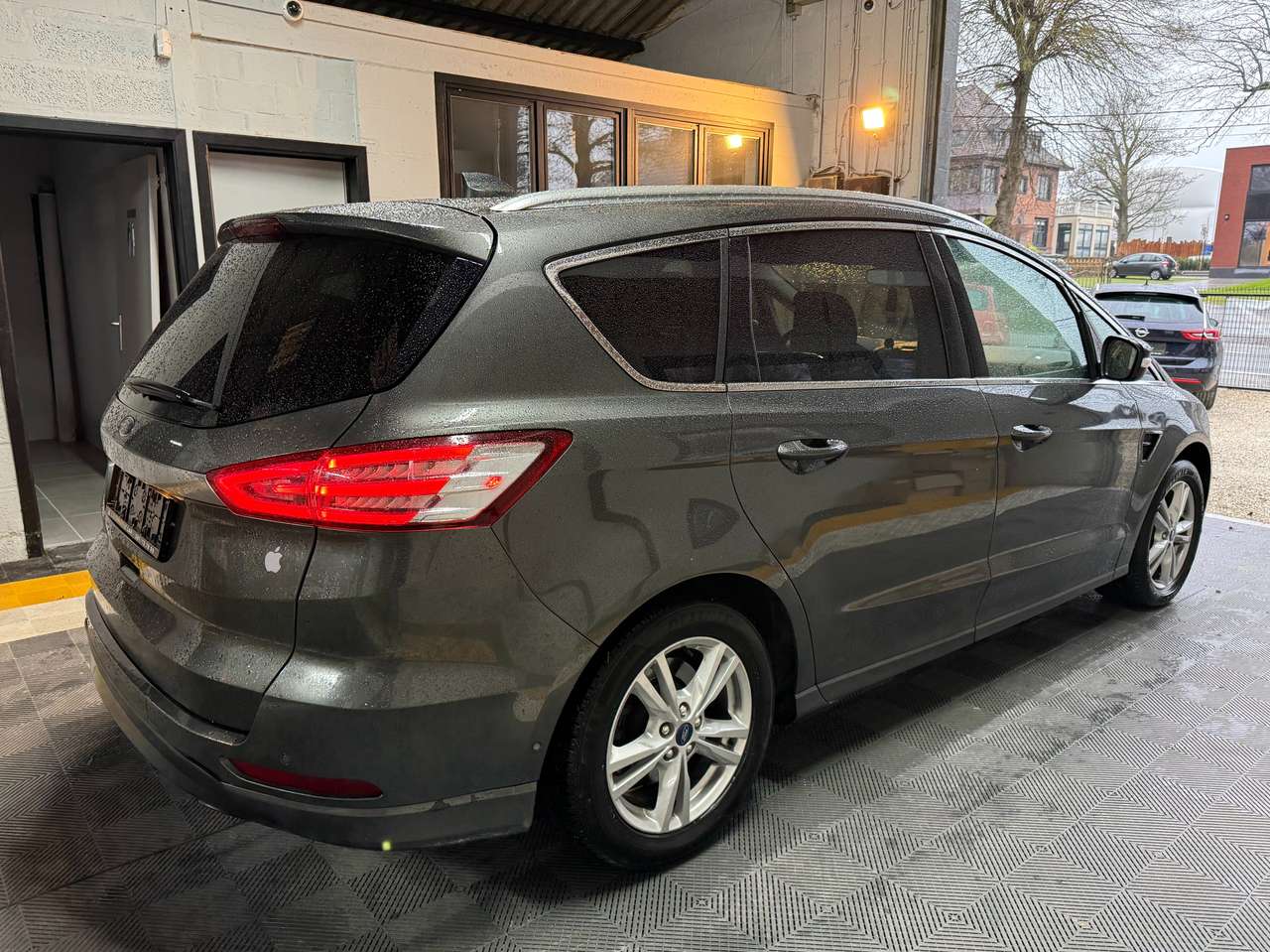 Ford S-Max  2.0 TDCi Business Class 7places – GARANTIE 12M