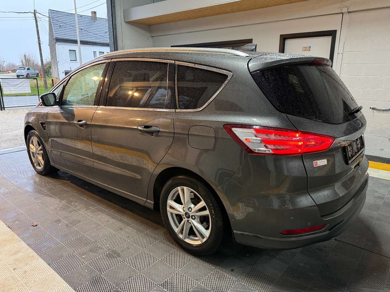 Ford S-Max  2.0 TDCi Business Class 7places – GARANTIE 12M