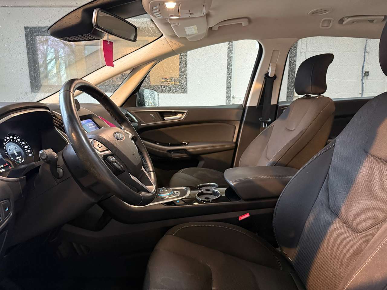 Ford S-Max  2.0 TDCi Business Class 7places – GARANTIE 12M