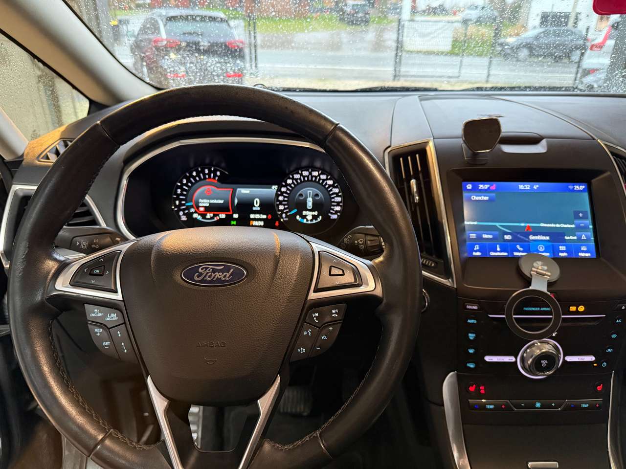 Ford S-Max  2.0 TDCi Business Class 7places – GARANTIE 12M