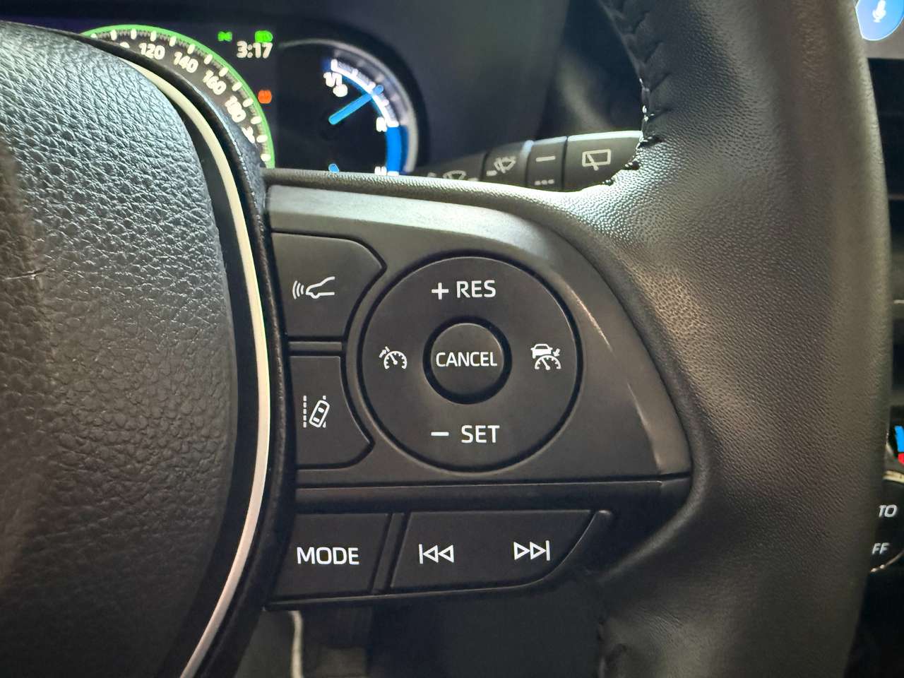 Toyota RAV 4  Hybrid HEV 2.5i 2WD – GARANTIE TOYOTA 2034