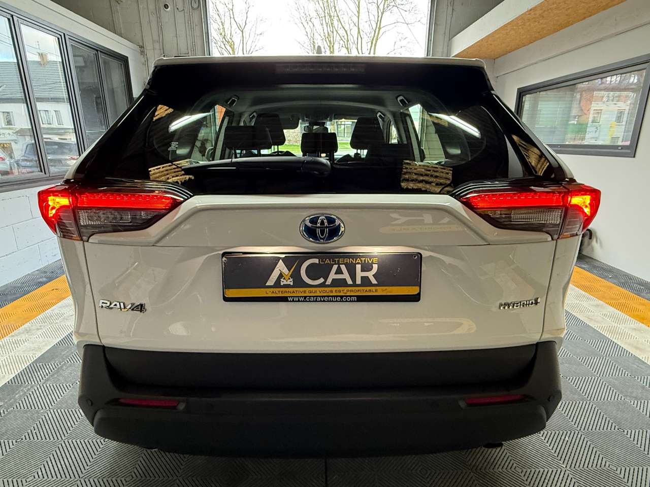 Toyota RAV 4  Hybrid HEV 2.5i 2WD – GARANTIE TOYOTA 2034