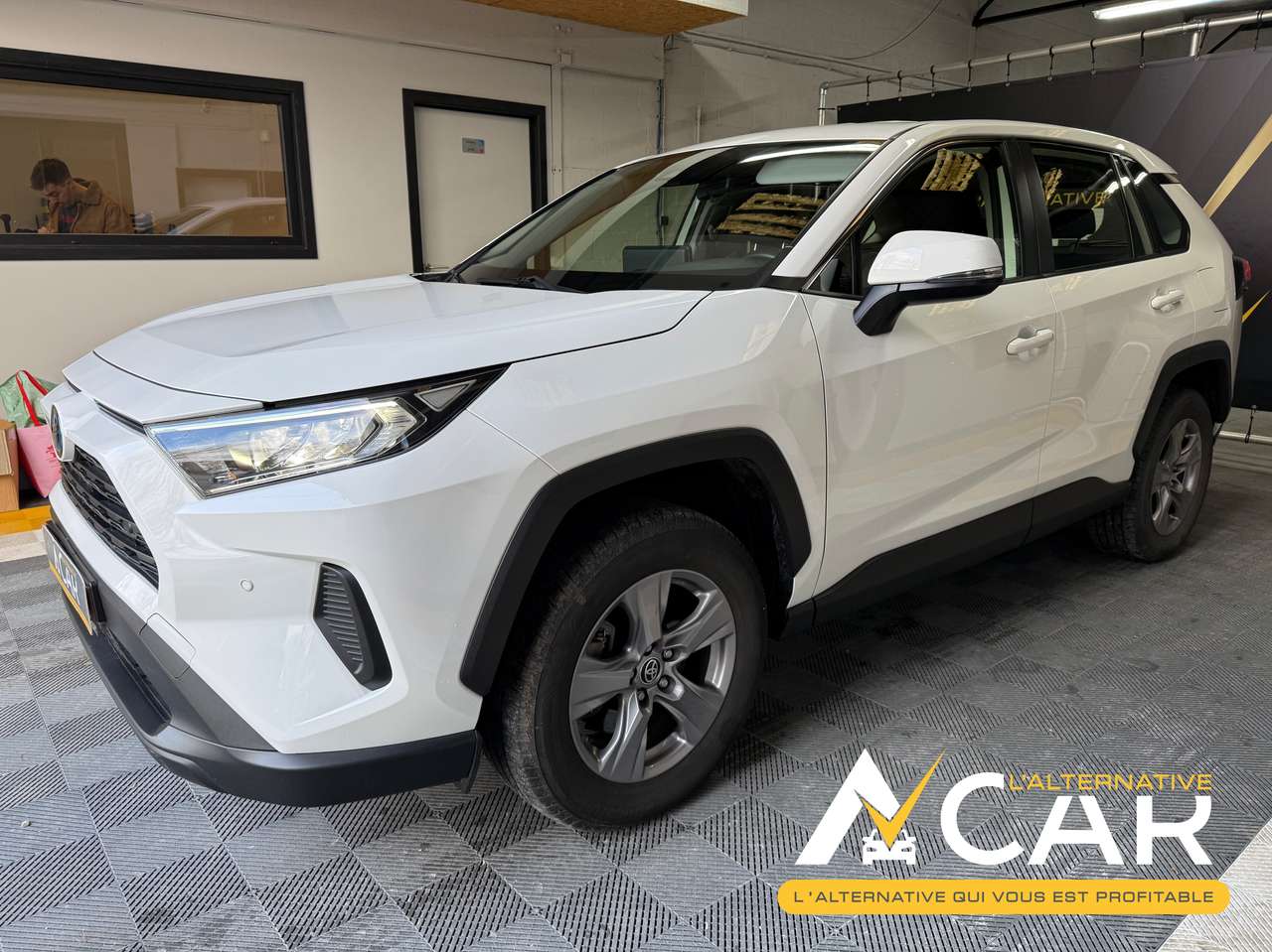 Toyota RAV 4 Hybrid HEV 2.5i 2WD – GARANTIE TOYOTA 2034