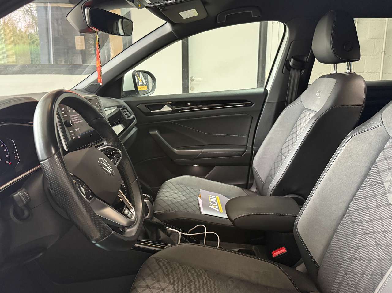 Volkswagen T-Roc  1.5 TSI R-Line Business DSG – GARANTIE 12M