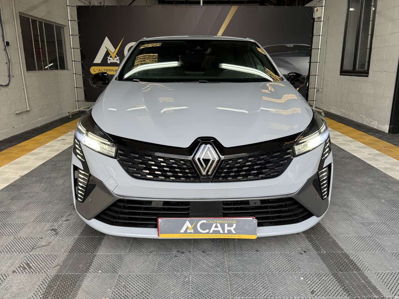 Renault Clio  1.6 TCe E-TECH ESPRIT ALPINE – GARANTIE 12M