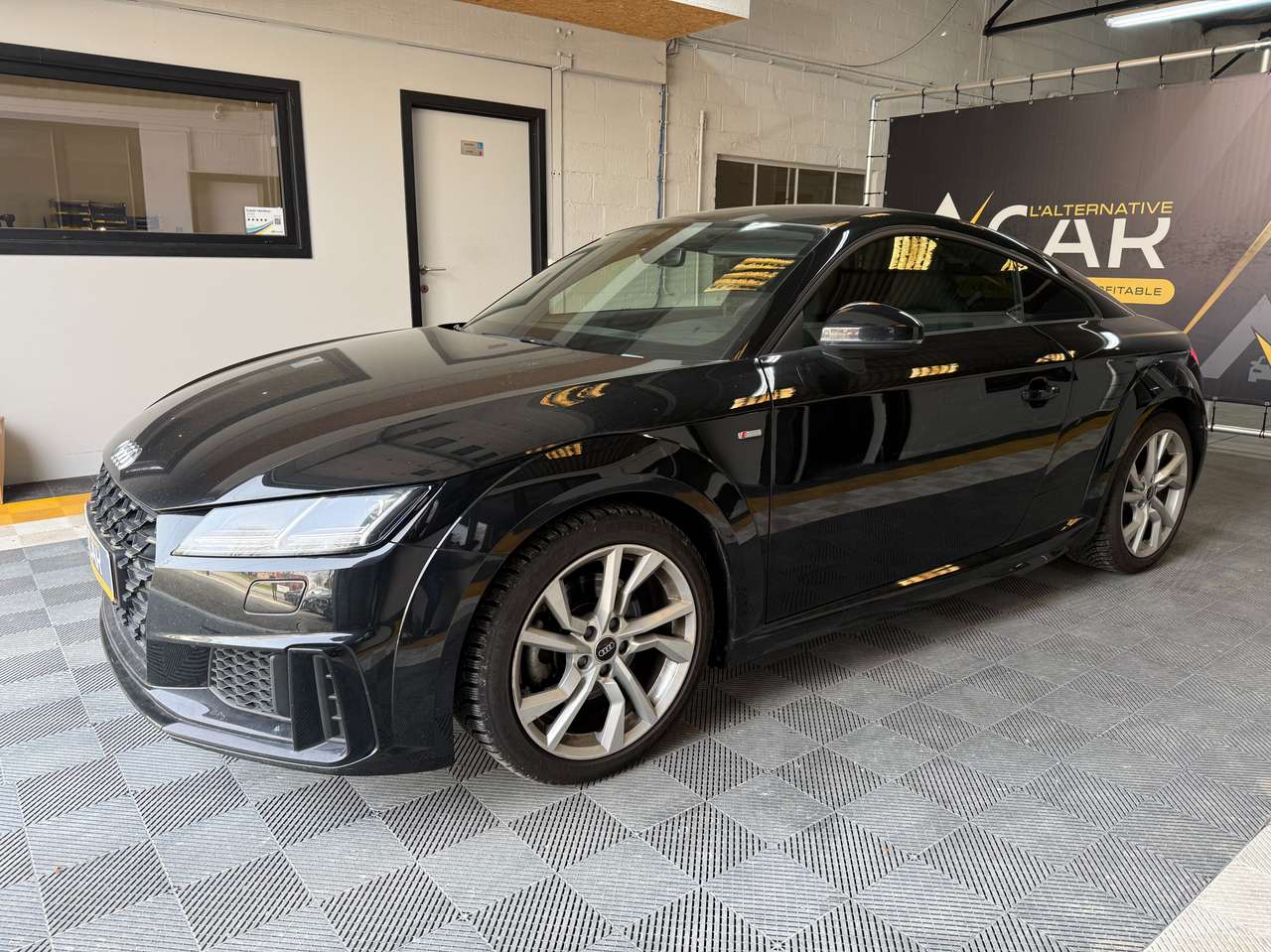 Audi TT  Coupé 40 TFSI S line S tronic – GARANTIE 12M