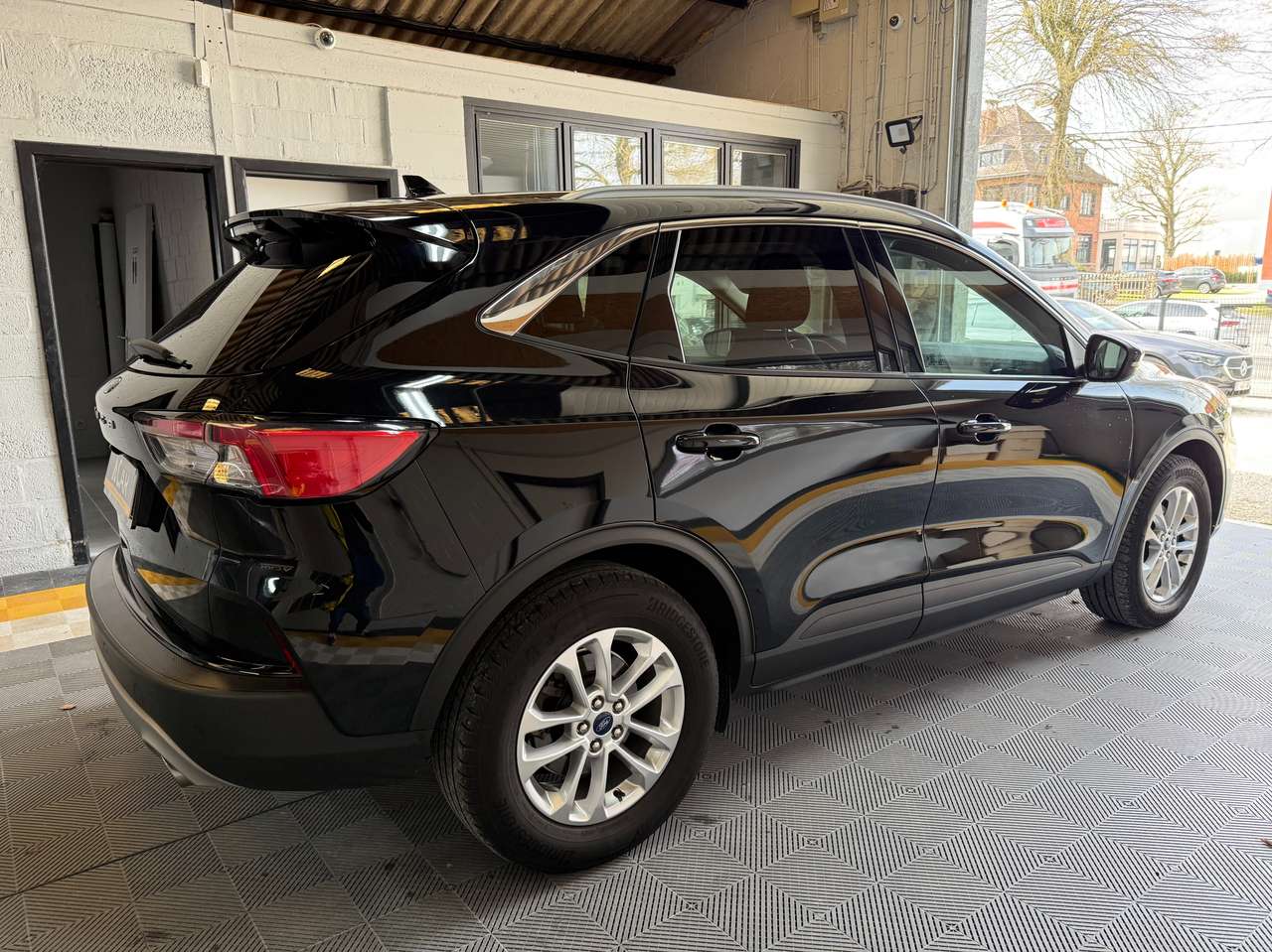 Ford Kuga  1.5 TDCi EB FWD Titanium – GARANTIE 12M