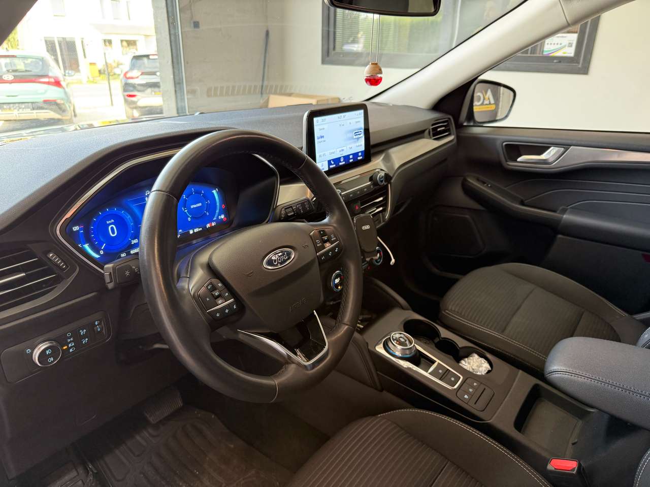 Ford Kuga  1.5 TDCi EB FWD Titanium – GARANTIE 12M