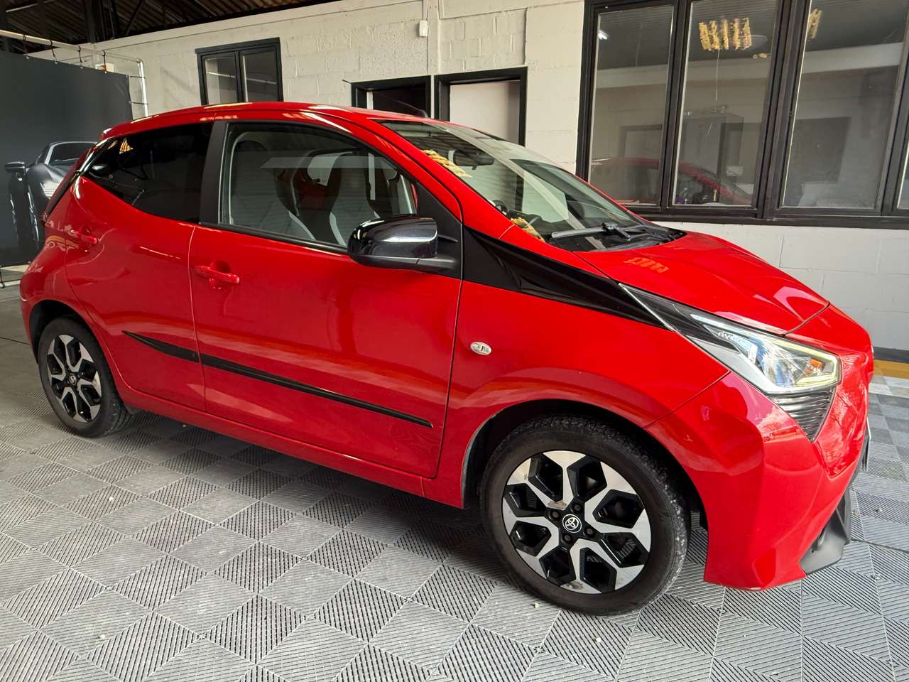 Toyota Aygo  1.0i VVT-i x-style – GARANTIE 12M