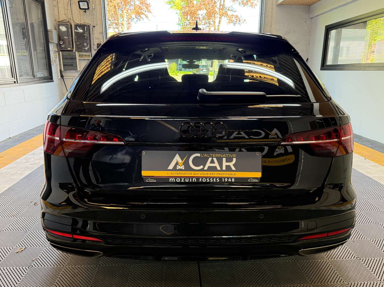 Audi A4  A4 Avant 35 TDi Business Edition Competition S tronic S-Line – GARANTIE 12M