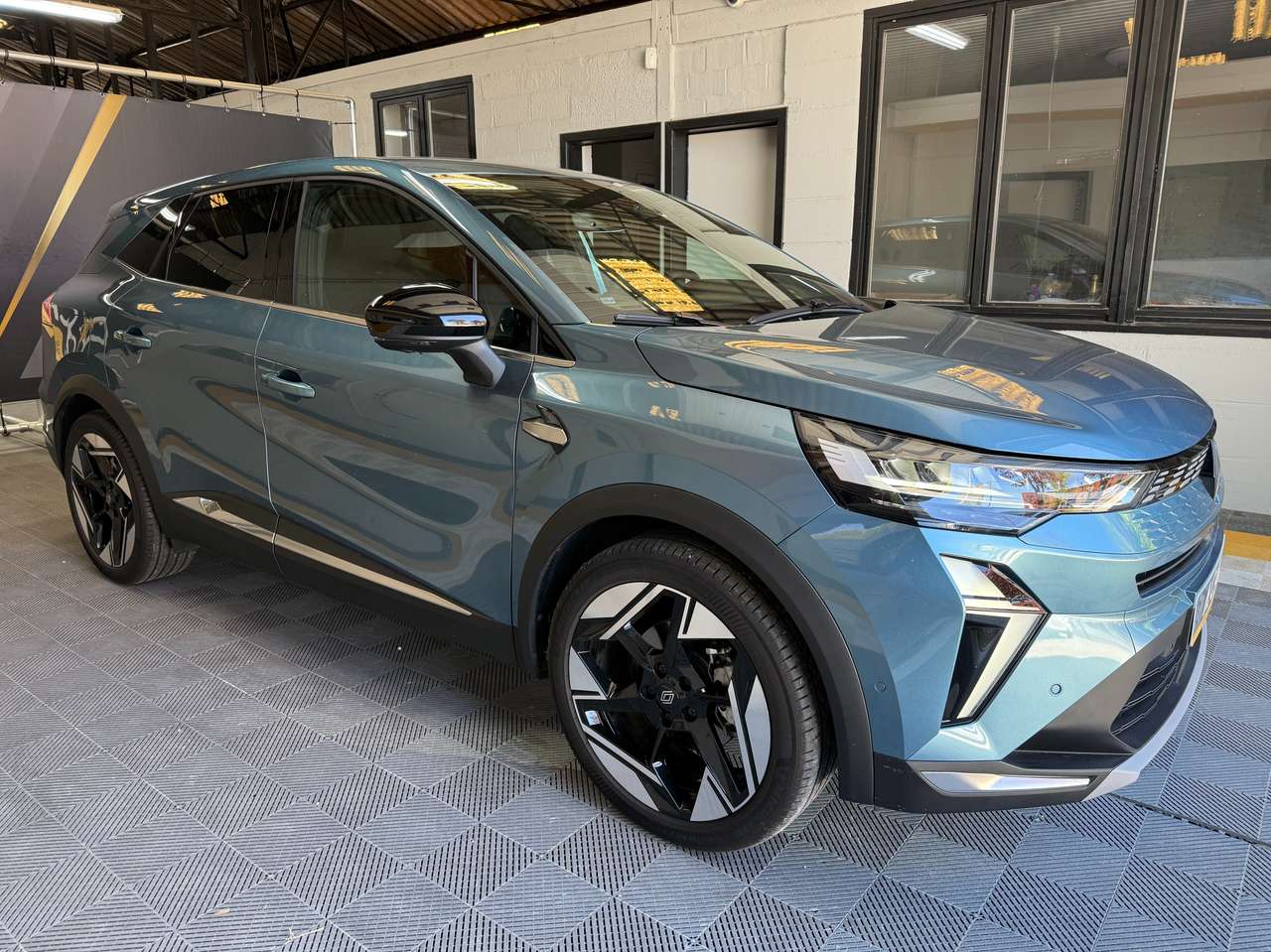 Renault Symbioz  Iconic E-Tech Full Hybrid 145 – GARANTIE RENAULT