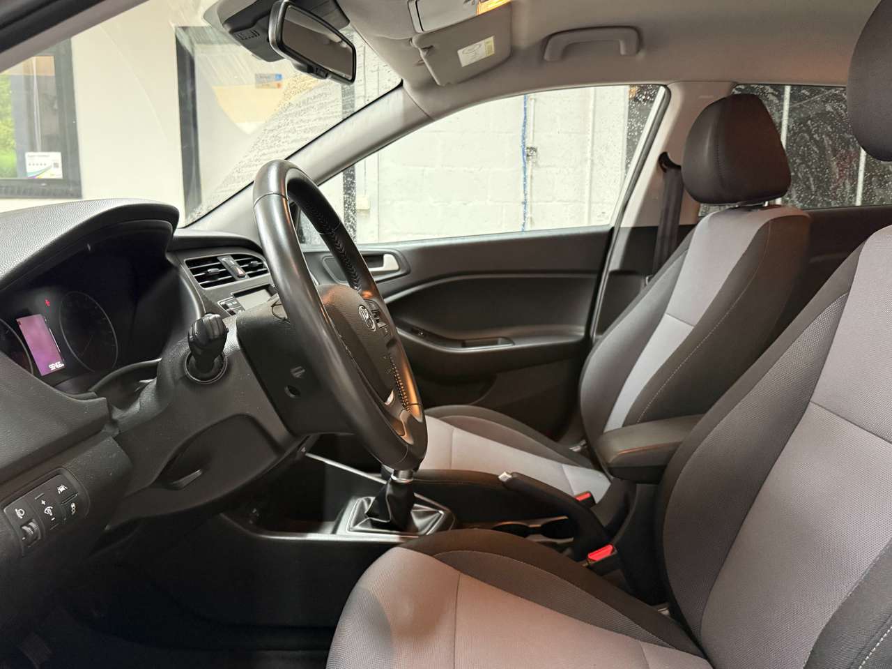 Hyundai i20  i20 1.0 T-GDi Twist Tech Pack – GARANTIE 12M
