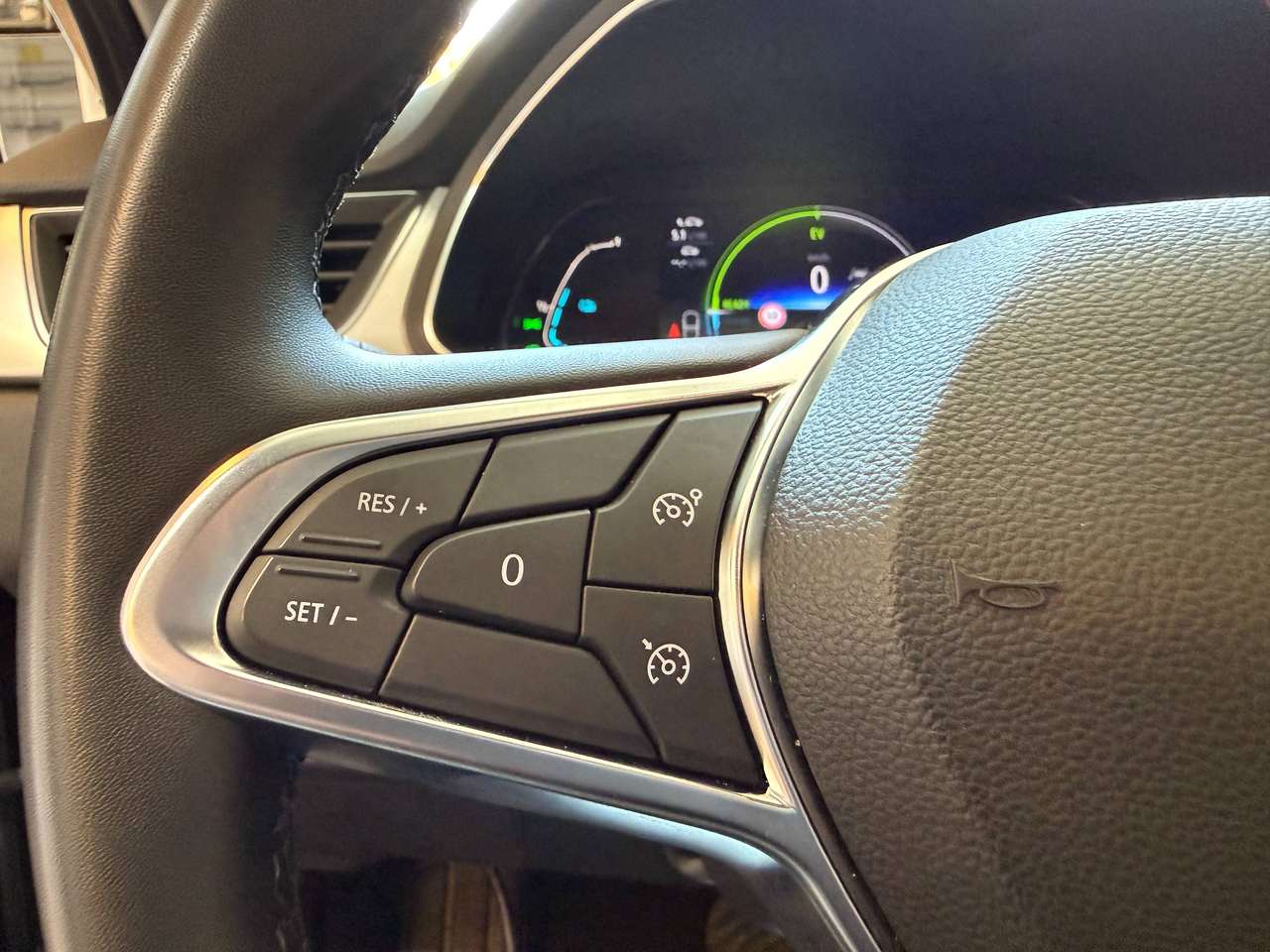 Renault Captur  1.6 E-Tech HYBRID GPF – GARANTIE 12M