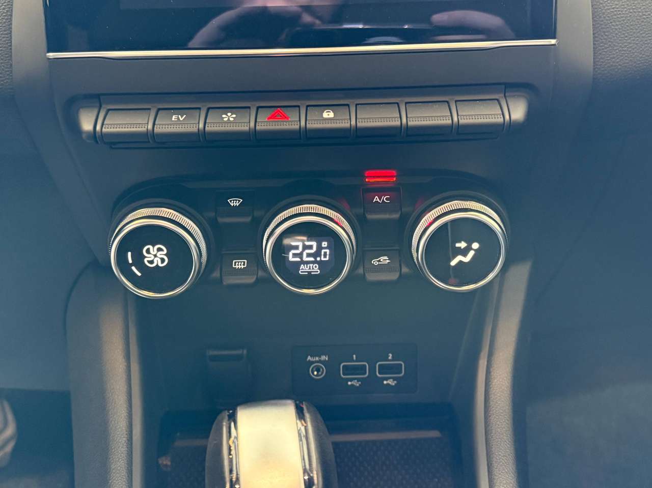 Renault Captur  1.6 E-Tech HYBRID GPF – GARANTIE 12M