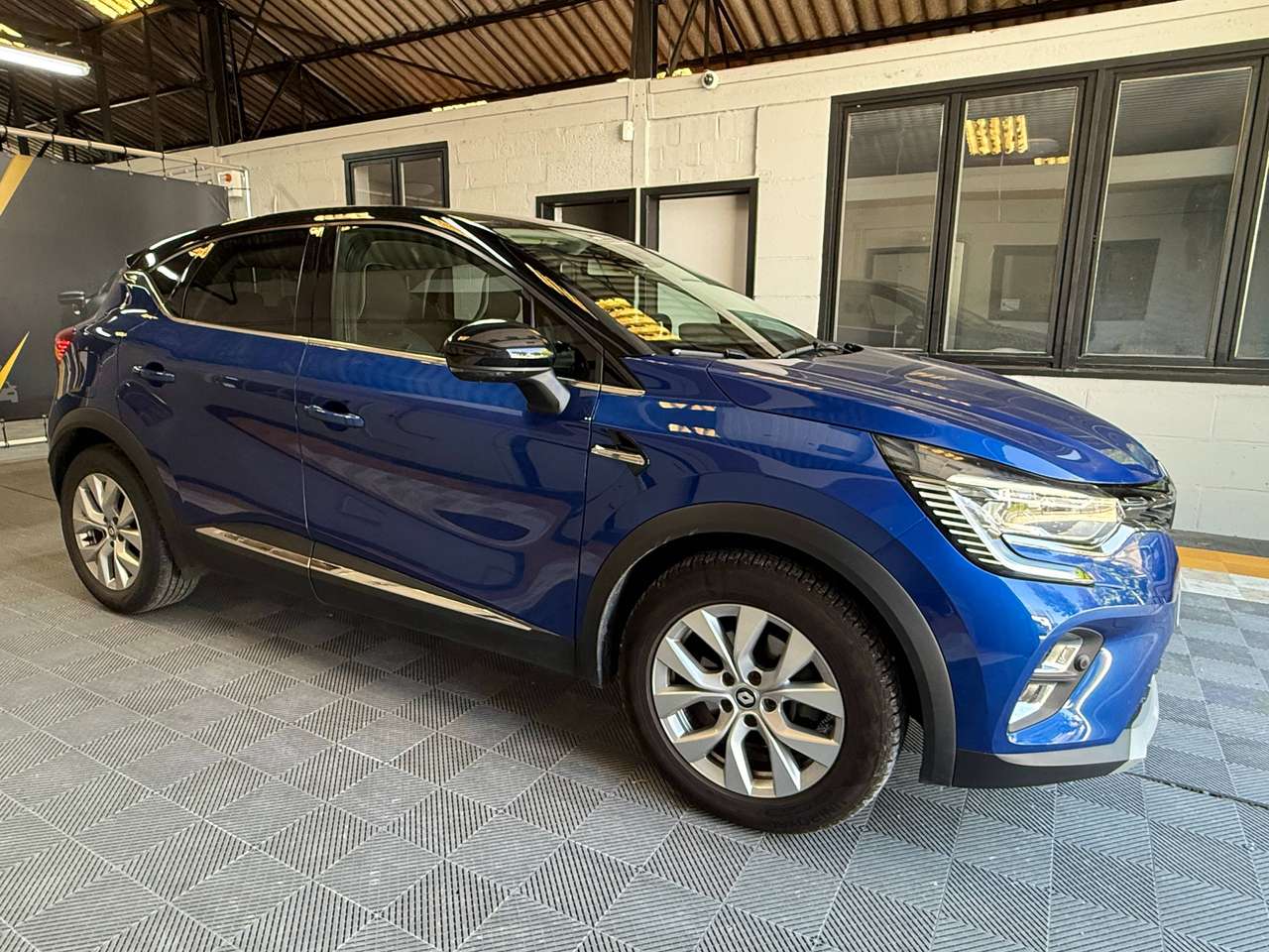 Renault Captur  1.6 E-Tech HYBRID GPF – GARANTIE 12M