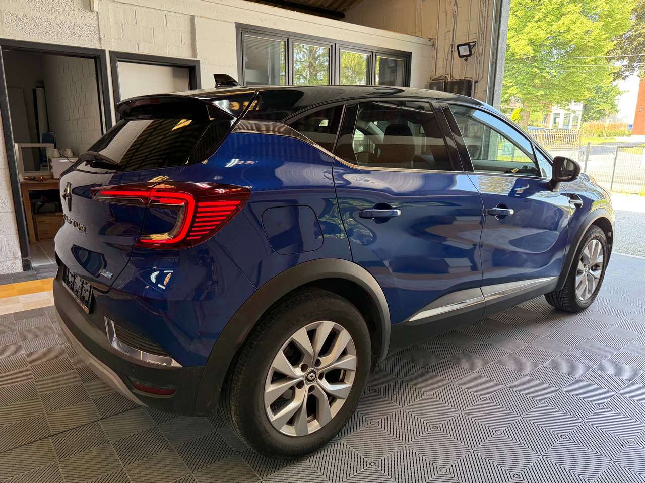 Renault Captur  1.6 E-Tech HYBRID GPF – GARANTIE 12M