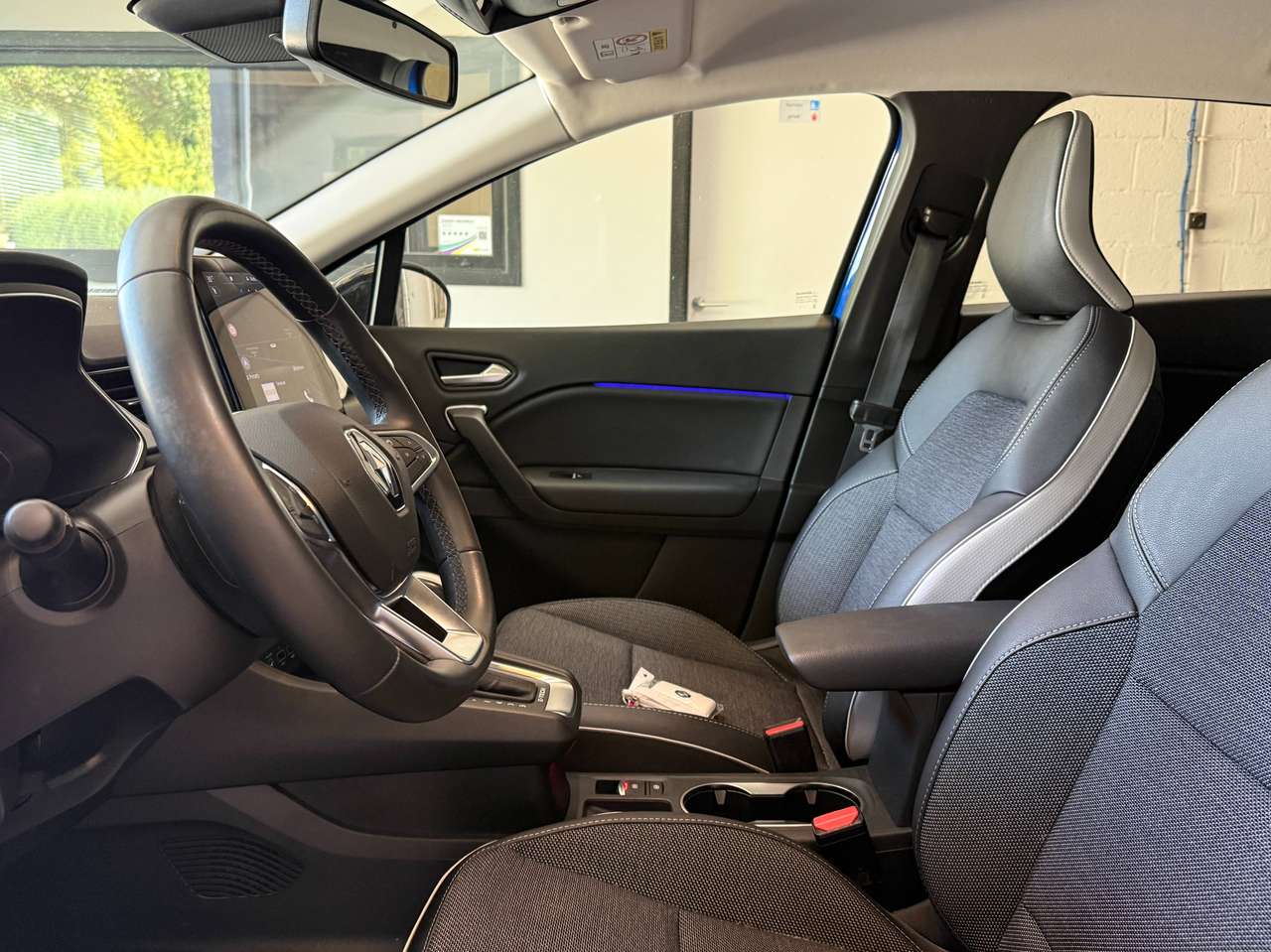 Renault Captur  1.6 E-Tech HYBRID GPF – GARANTIE 12M