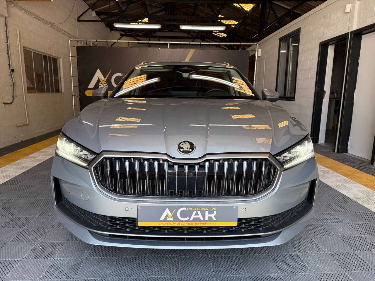 Skoda Superb  Superb Combi 2.0 CR TDi Selection DSG – GARANTIE 12M