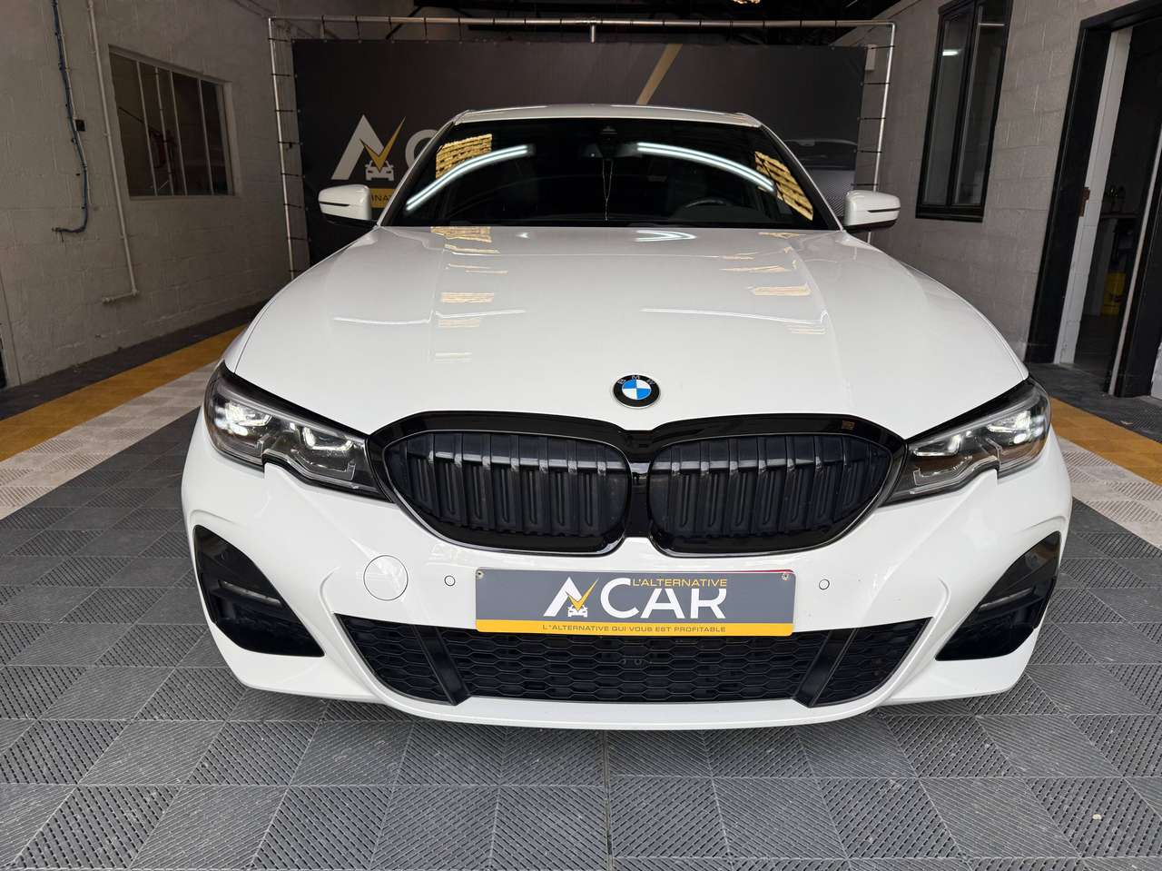 BMW 318  318iA OPF PACK M – GARANTIE BMW 11/2027