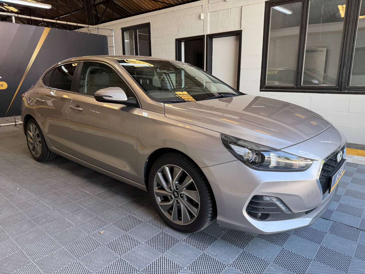 Hyundai i30  i30 Fastback 1.4 T-GDi Shine DCT – GARANTIE 12M