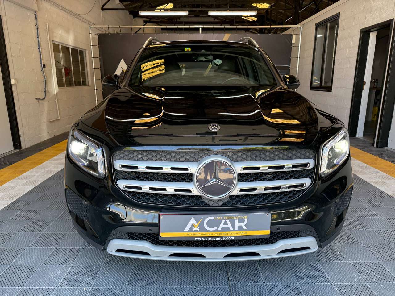 Mercedes-Benz GLB 200  GLB 200 d Business Line – GARANTIE 12M