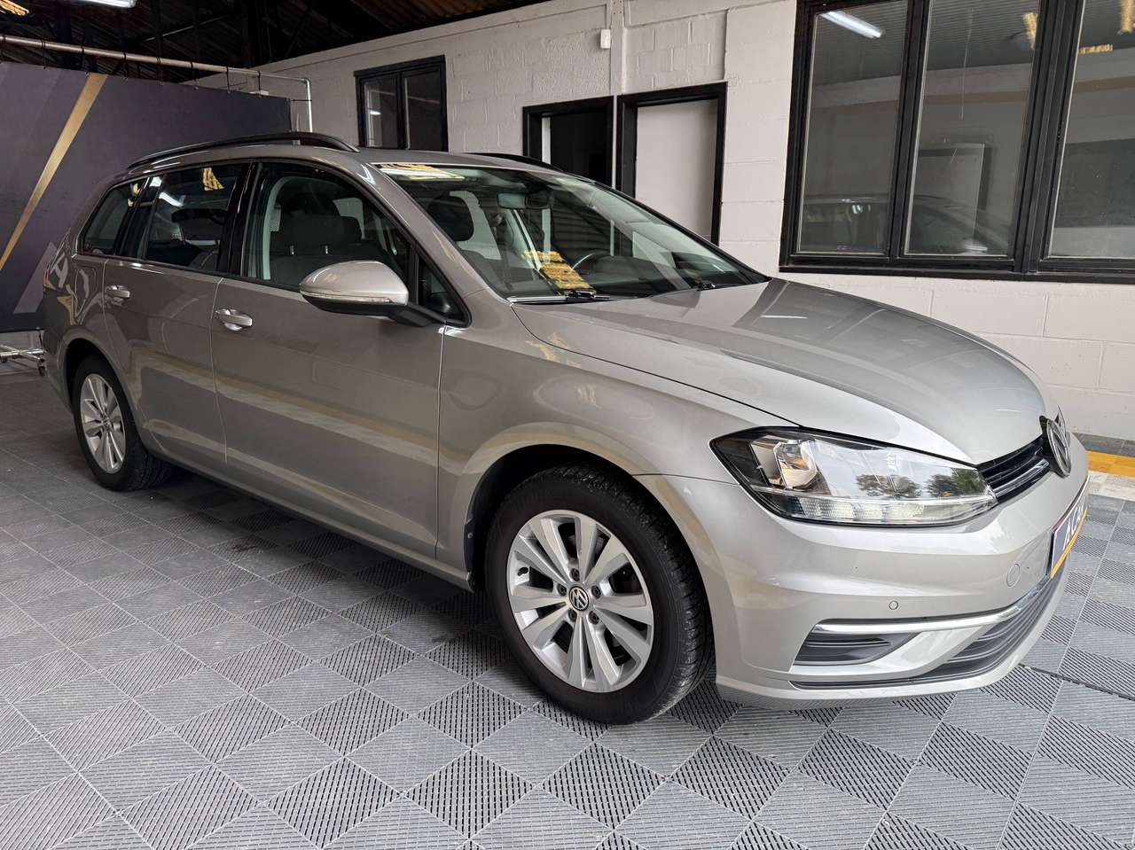Volkswagen Golf Variant  Golf SW 1.0 TSI Confortline OPF – GARANTIE 12M