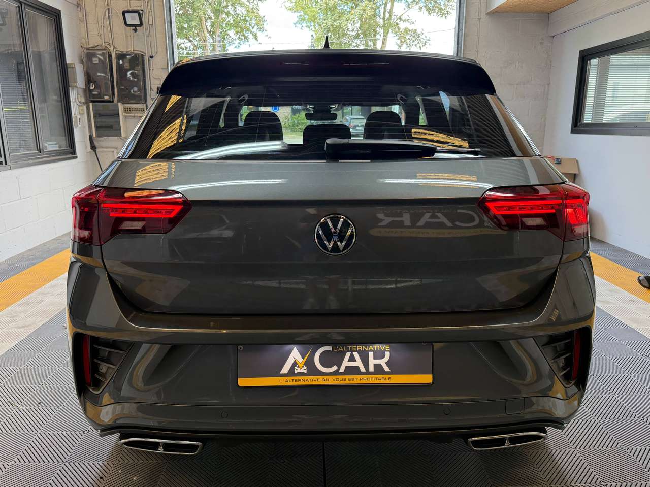 Volkswagen T-Roc  T-Roc 2.0 TDi SCR R-Line Business DSG – GARANTIE 12M