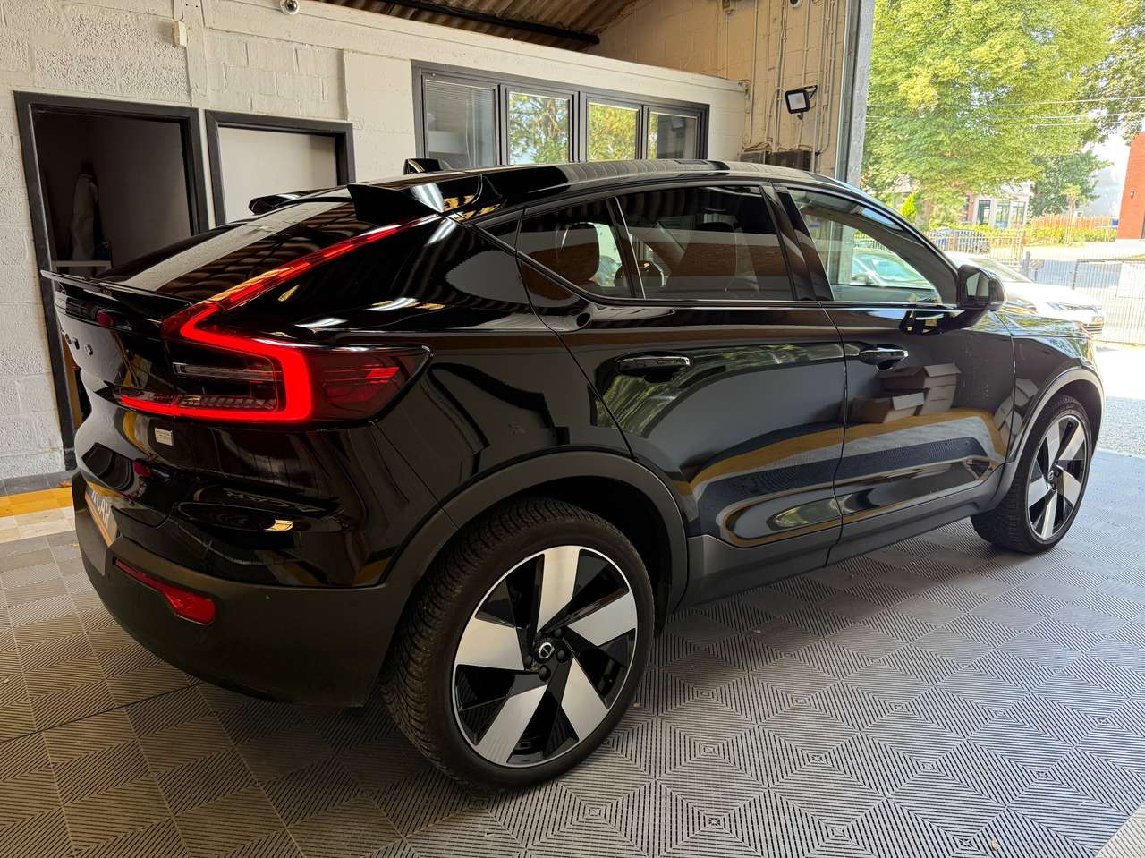 Volvo C40  C40 82 kWh Recharge Twin Launch Edition pure lectric – GARANTIE VOLVO 2030